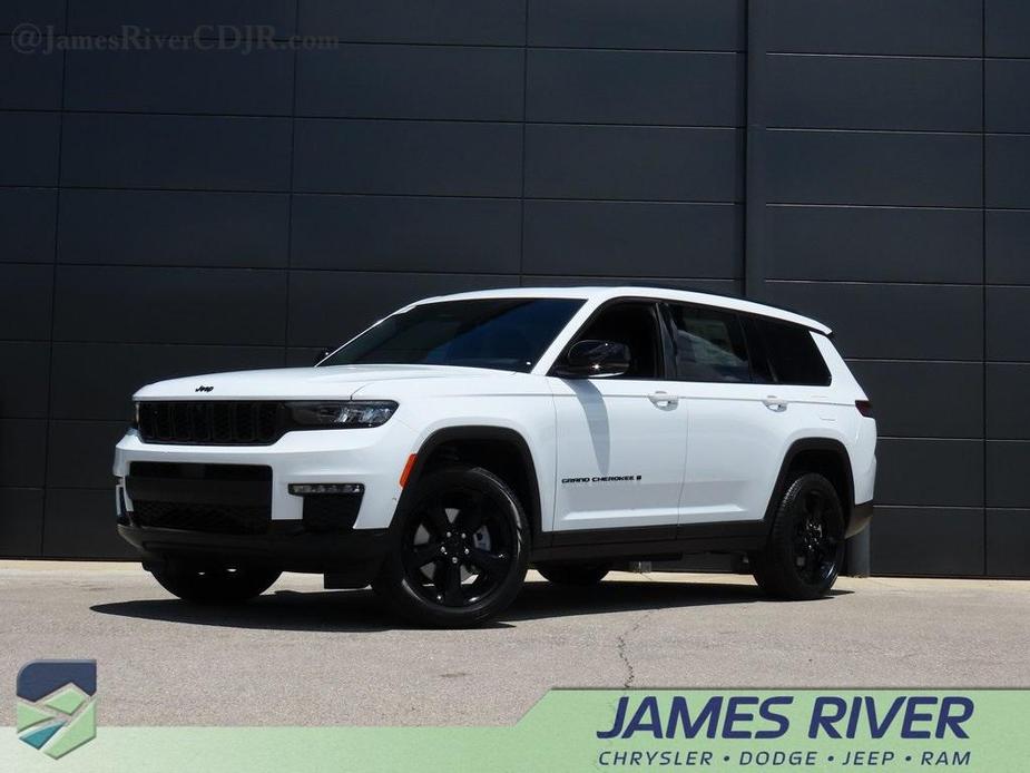 new 2024 Jeep Grand Cherokee L car, priced at $57,202