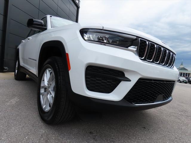 new 2024 Jeep Grand Cherokee car, priced at $41,870