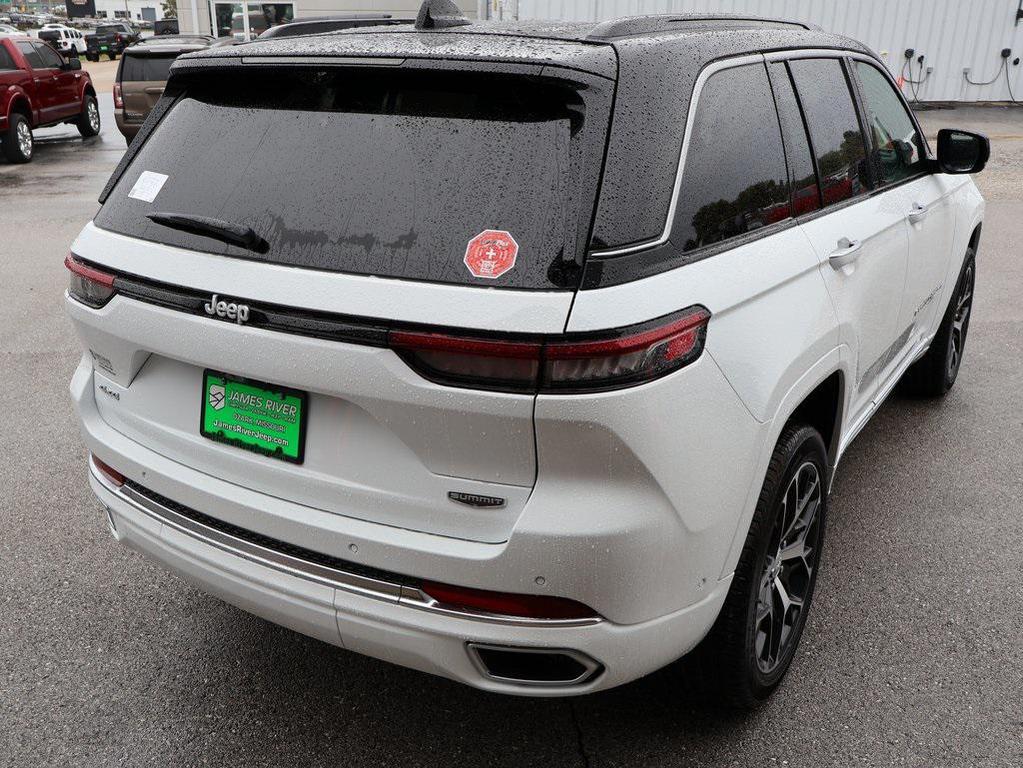 new 2025 Jeep Grand Cherokee car, priced at $62,702