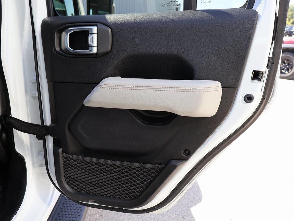 used 2021 Jeep Wrangler Unlimited car, priced at $33,999