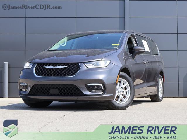 used 2023 Chrysler Pacifica car, priced at $24,499