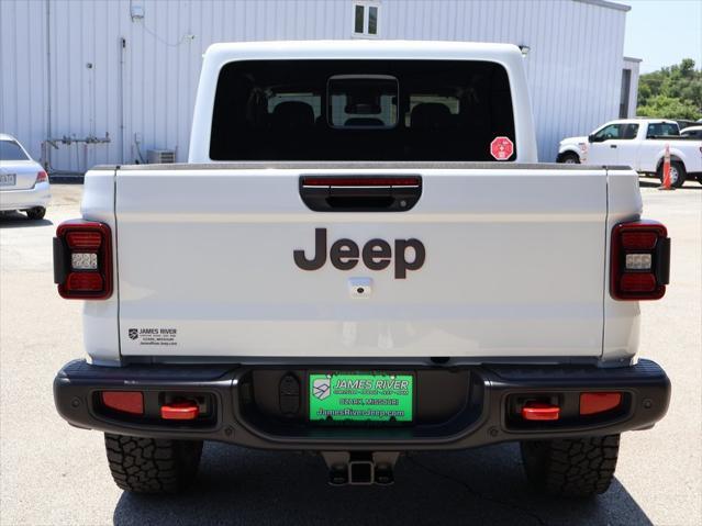 new 2025 Jeep Gladiator car, priced at $60,925