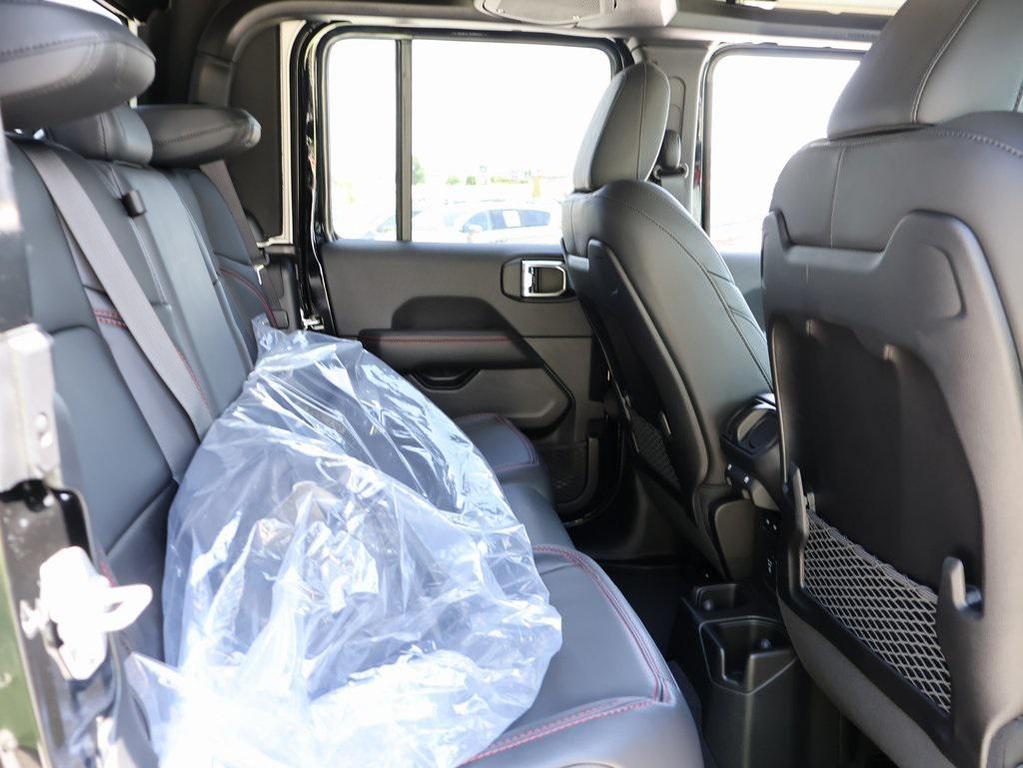new 2025 Jeep Gladiator car, priced at $48,563