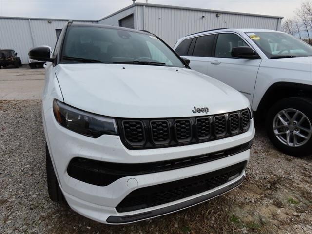 new 2025 Jeep Compass car, priced at $33,571