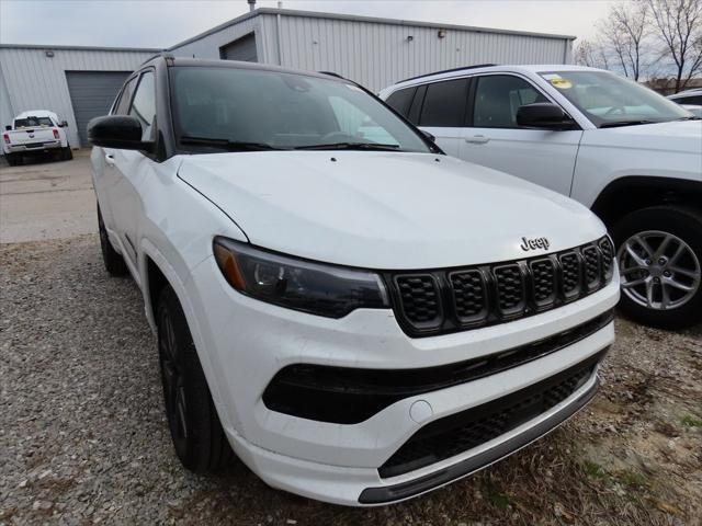 new 2025 Jeep Compass car, priced at $33,571