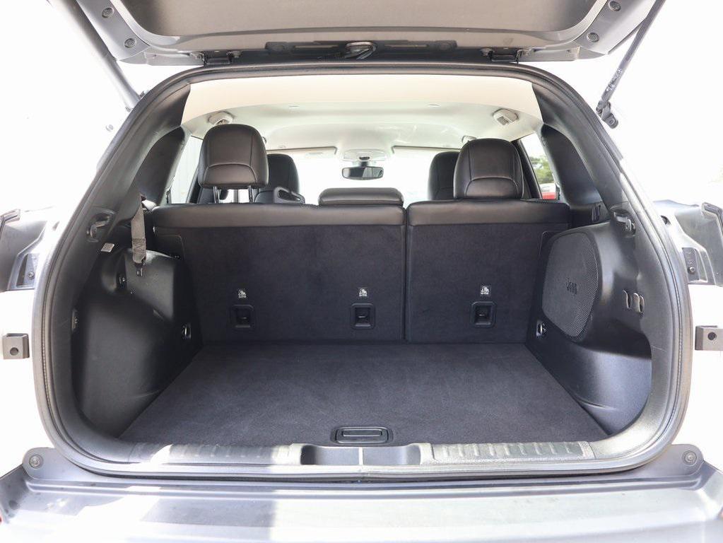 used 2019 Jeep Cherokee car, priced at $19,699