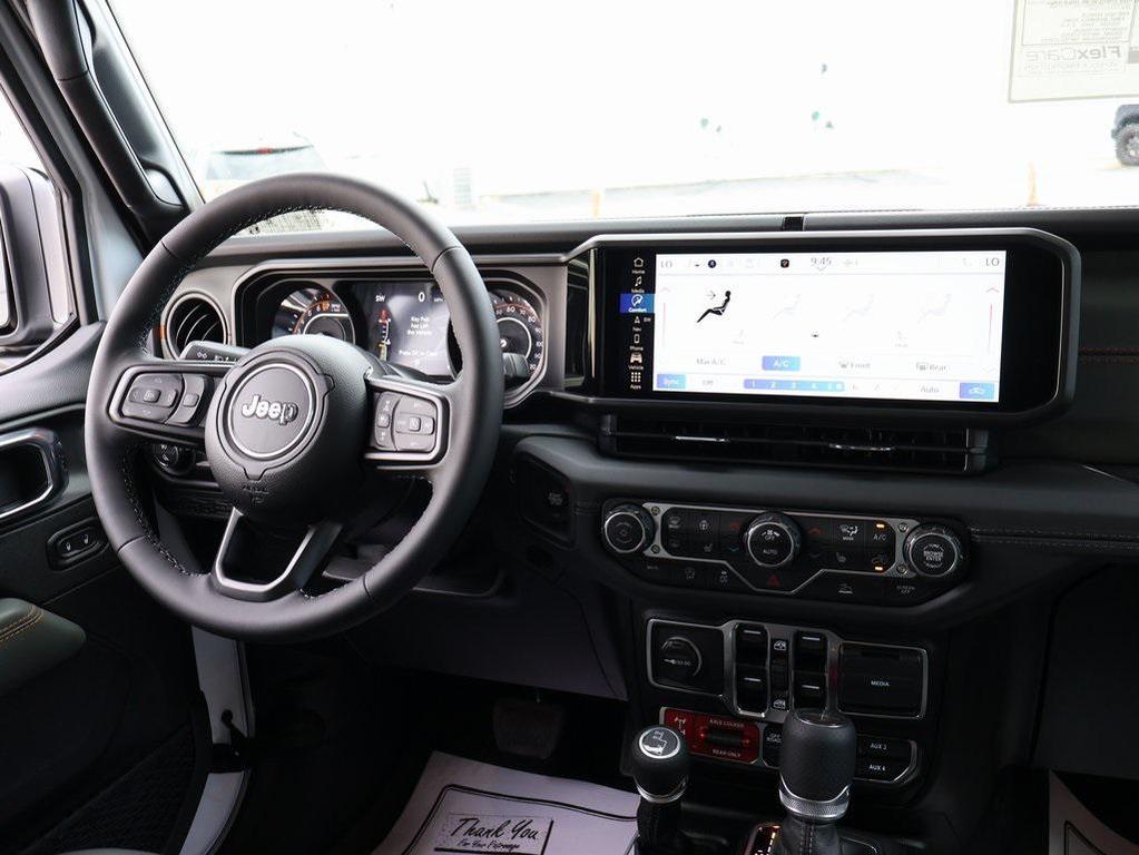 new 2025 Jeep Gladiator car, priced at $53,546