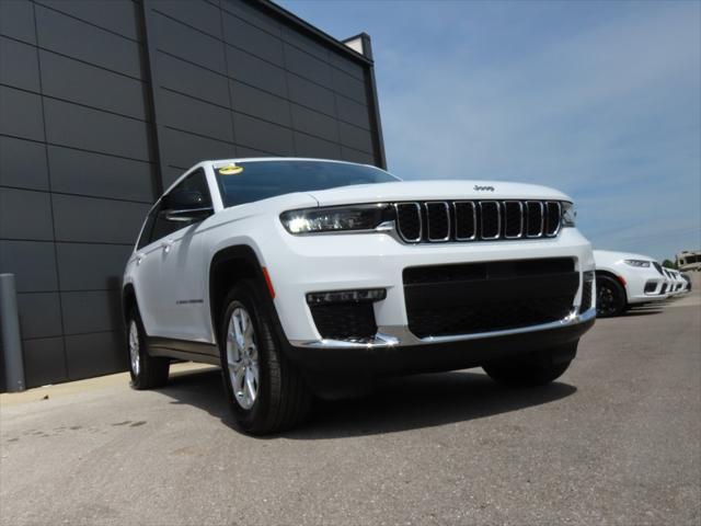 new 2024 Jeep Grand Cherokee car, priced at $45,873