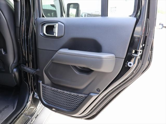 new 2025 Jeep Wrangler car, priced at $99,617