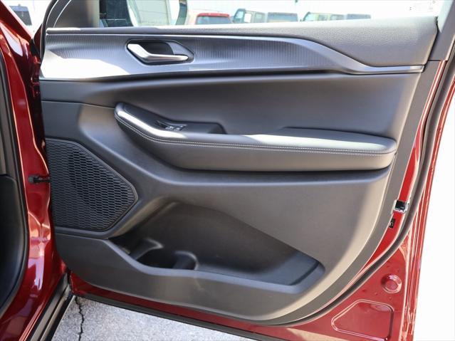 new 2025 Jeep Grand Cherokee L car, priced at $42,010