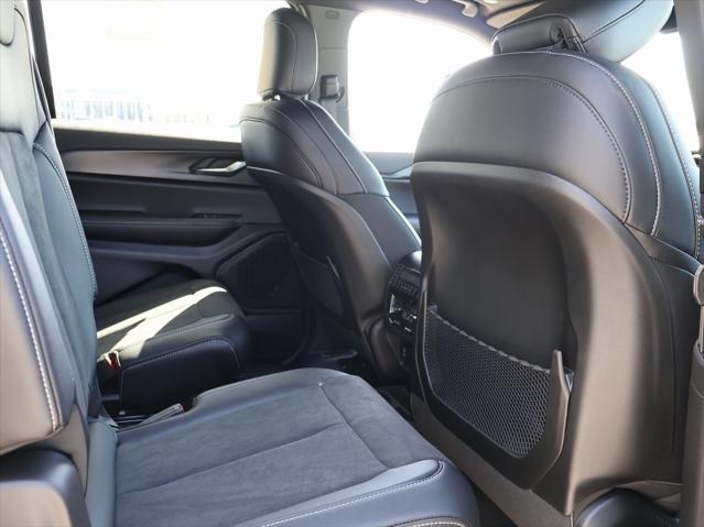 new 2025 Jeep Grand Cherokee L car, priced at $42,010