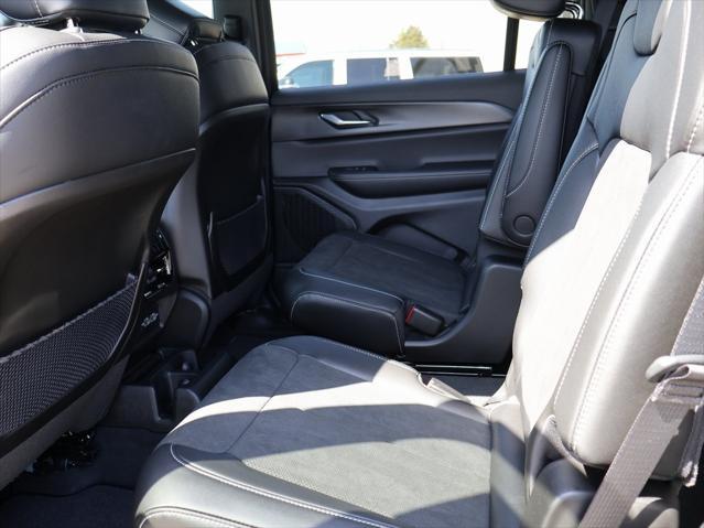 new 2025 Jeep Grand Cherokee L car, priced at $42,010