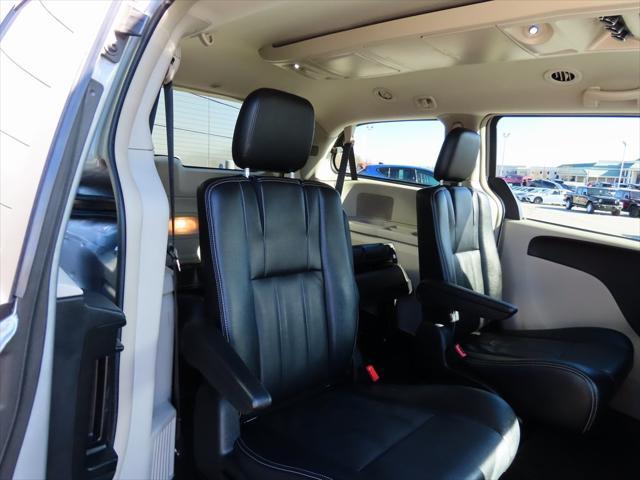 used 2015 Chrysler Town & Country car, priced at $8,870