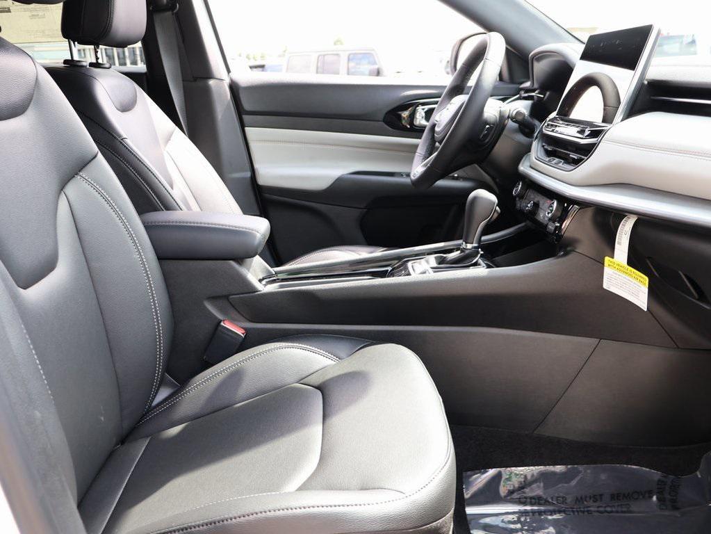 new 2026 Jeep Compass car, priced at $33,712