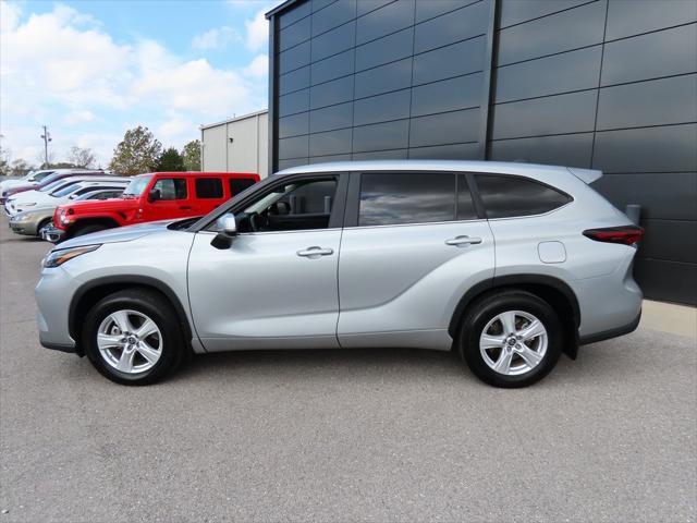 used 2024 Toyota Highlander car, priced at $37,926