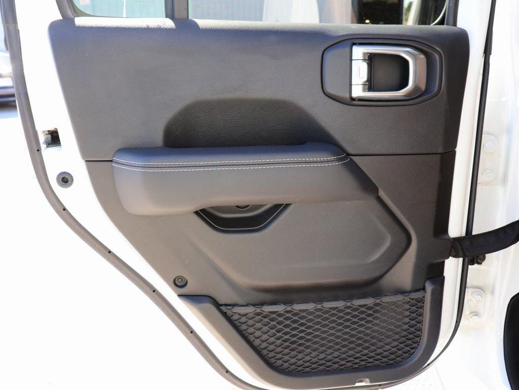 used 2021 Jeep Gladiator car, priced at $30,689