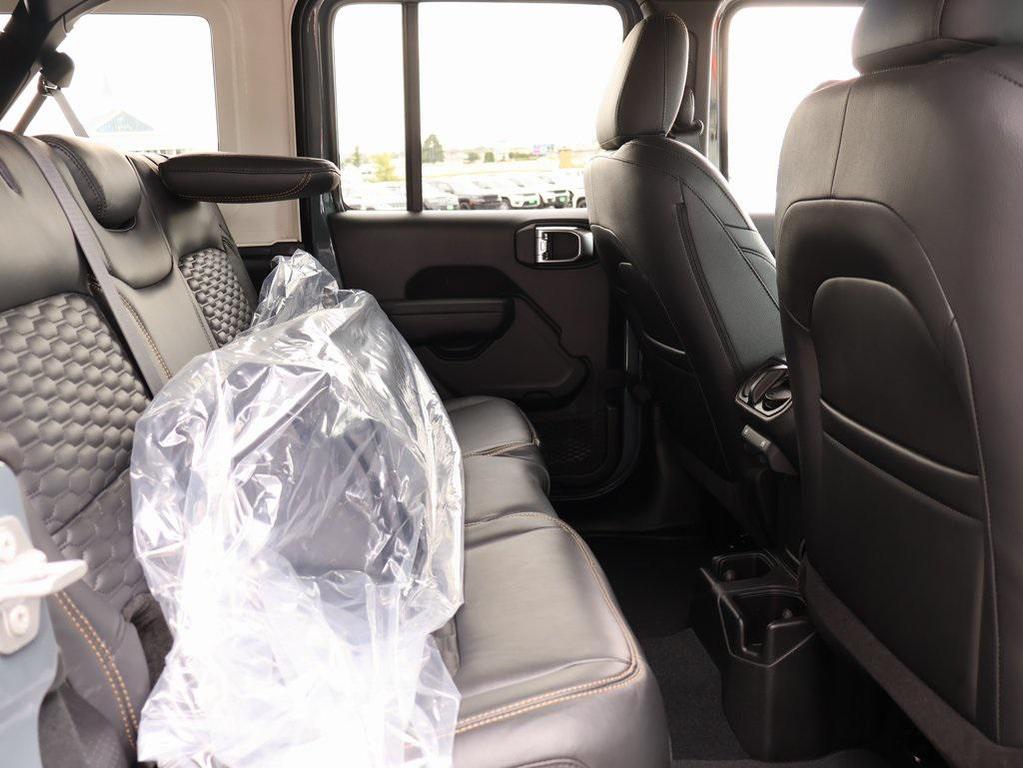 new 2025 Jeep Wrangler car, priced at $46,920