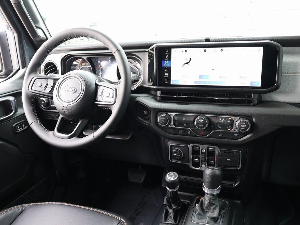 new 2025 Jeep Wrangler car, priced at $46,920