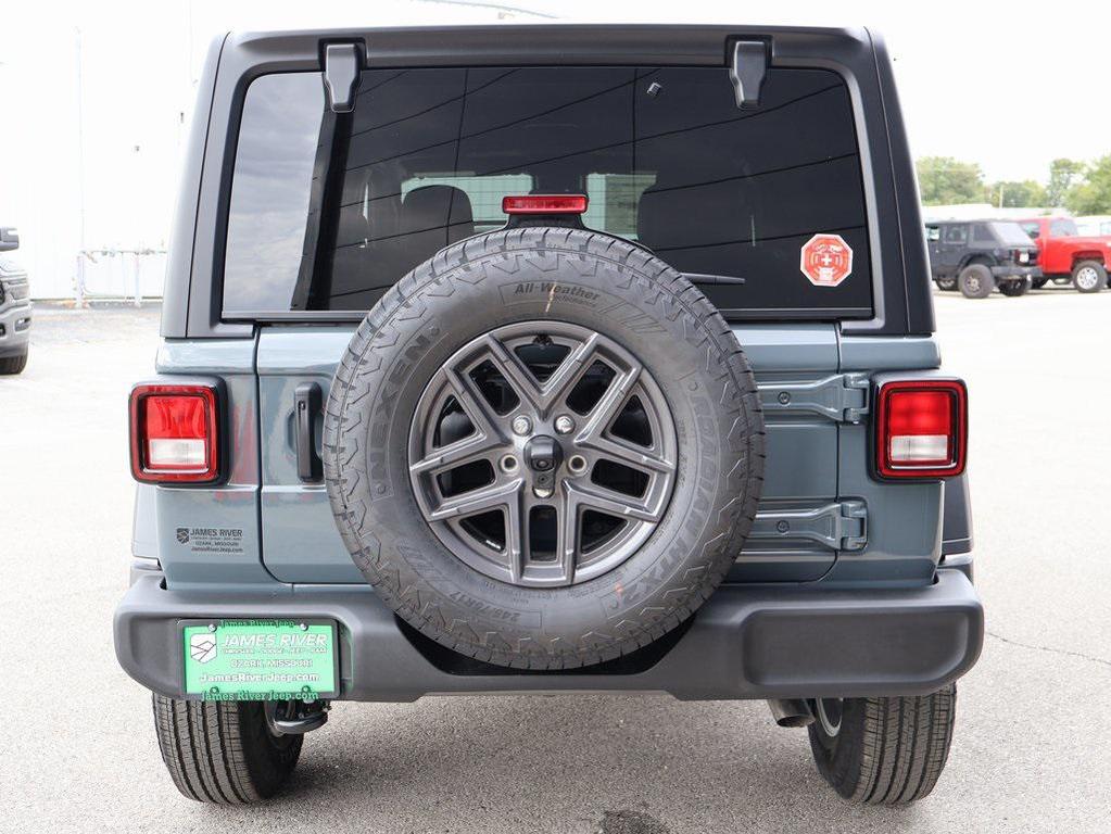 new 2025 Jeep Wrangler car, priced at $46,920
