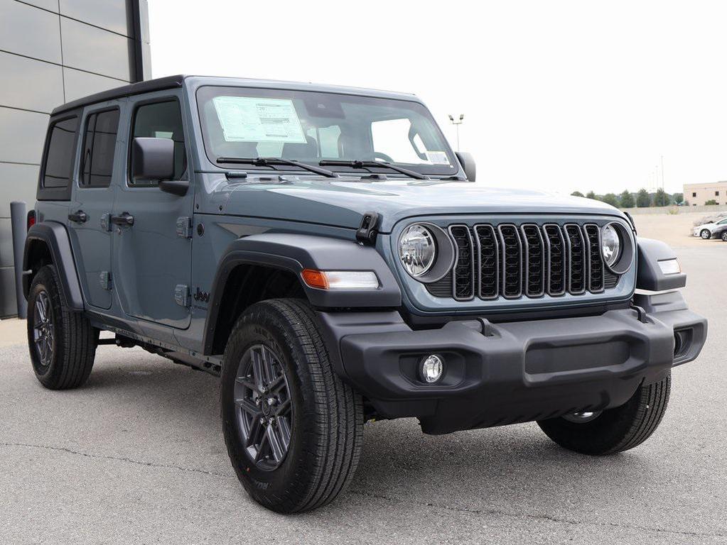 new 2025 Jeep Wrangler car, priced at $46,920