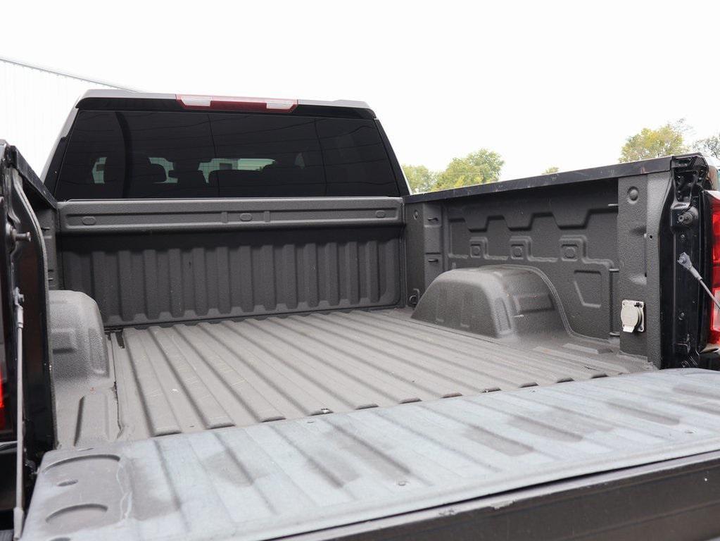 used 2022 GMC Sierra 1500 car, priced at $28,999