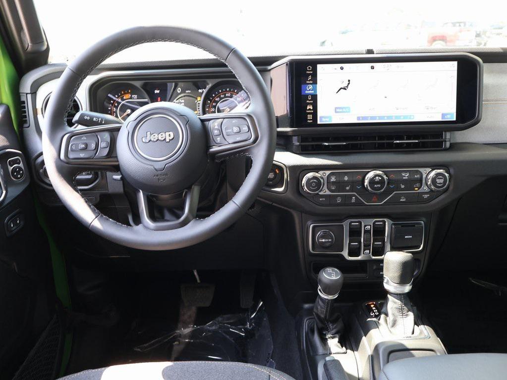 new 2025 Jeep Wrangler car, priced at $46,120