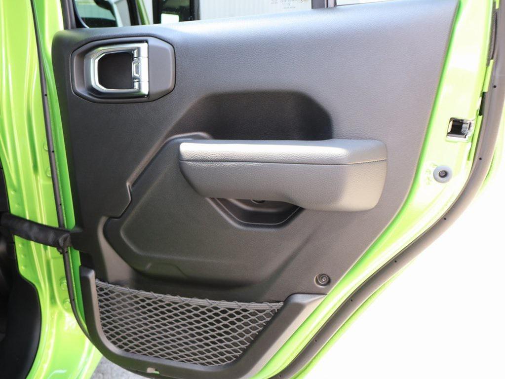 new 2025 Jeep Wrangler car, priced at $46,120