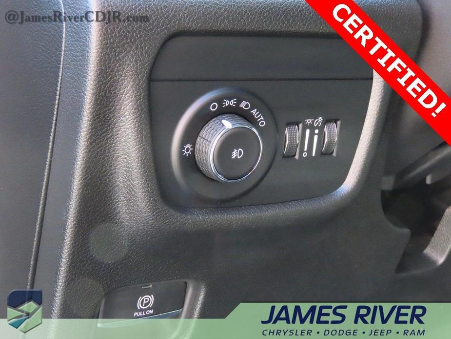 used 2024 Jeep Grand Cherokee car, priced at $42,179