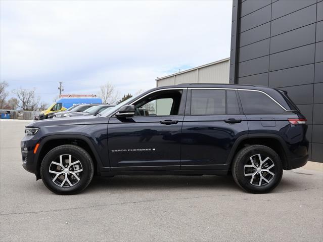 used 2024 Jeep Grand Cherokee car, priced at $39,499