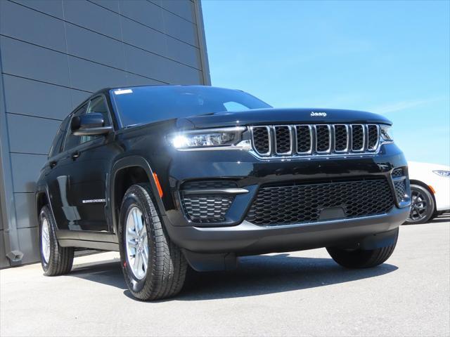 new 2024 Jeep Grand Cherokee car, priced at $41,215