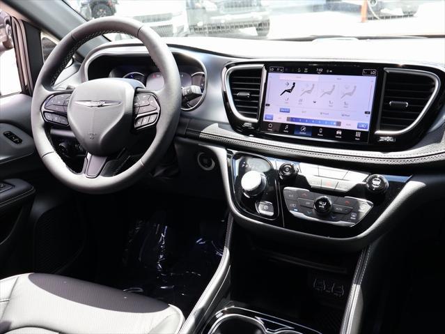 new 2025 Chrysler Pacifica Hybrid car, priced at $51,776