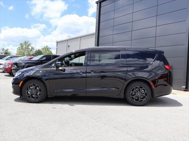new 2025 Chrysler Pacifica Hybrid car, priced at $51,776