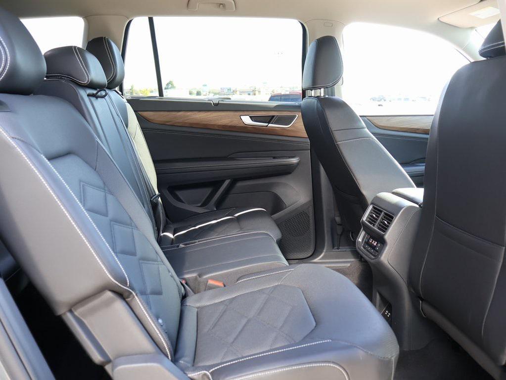 used 2025 Volkswagen Atlas car, priced at $32,599