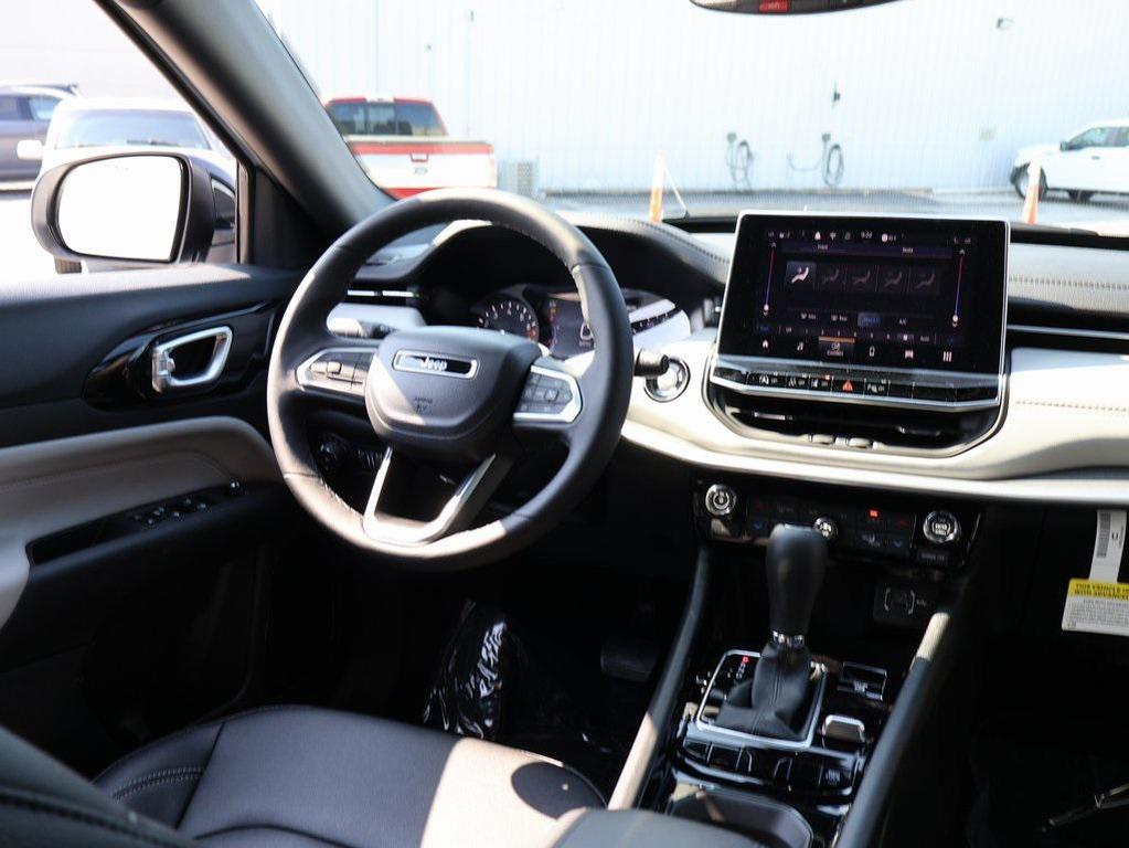 new 2026 Jeep Compass car, priced at $33,212