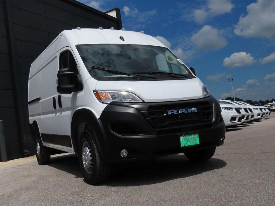 new 2024 Ram ProMaster 2500 car, priced at $51,020