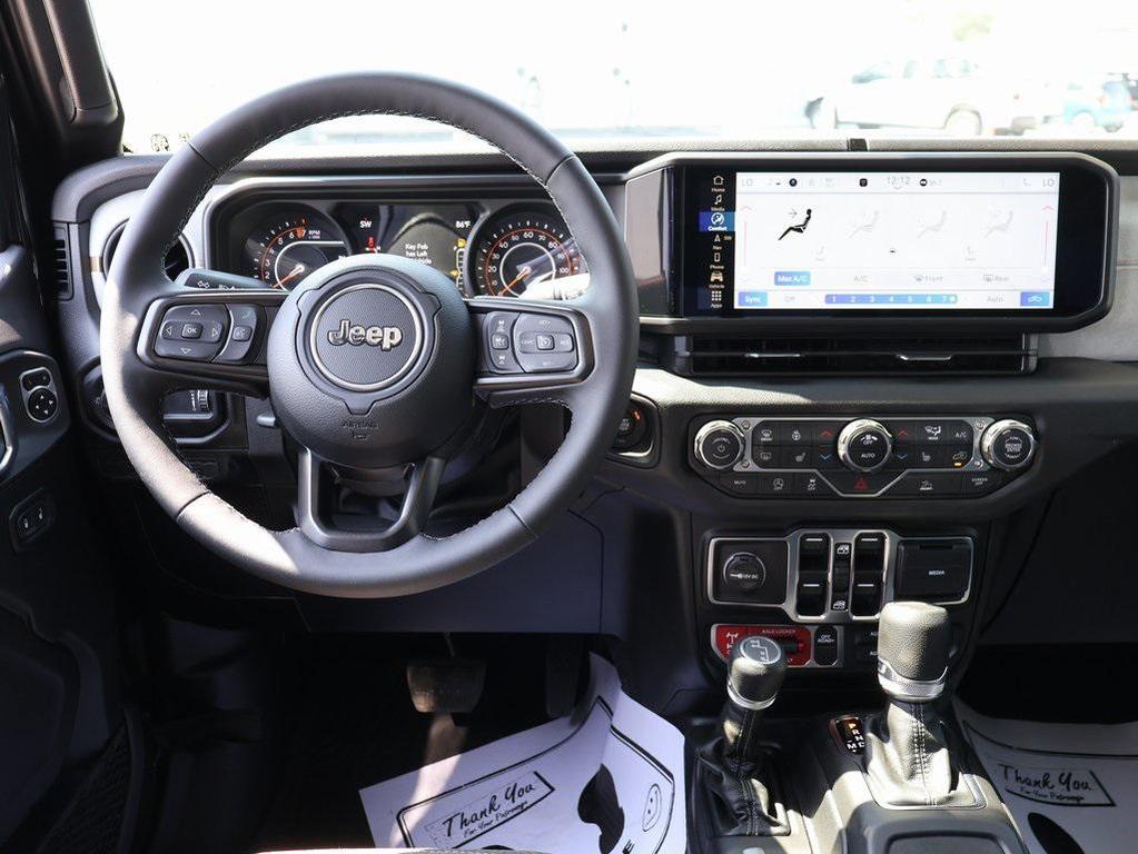 new 2025 Jeep Gladiator car, priced at $47,583
