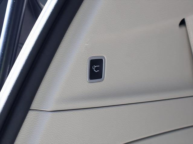 used 2023 Chrysler Pacifica car, priced at $24,299