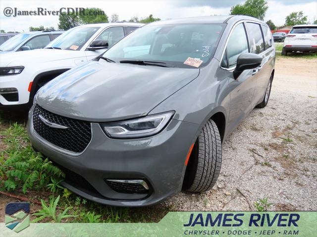 used 2023 Chrysler Pacifica car, priced at $24,907
