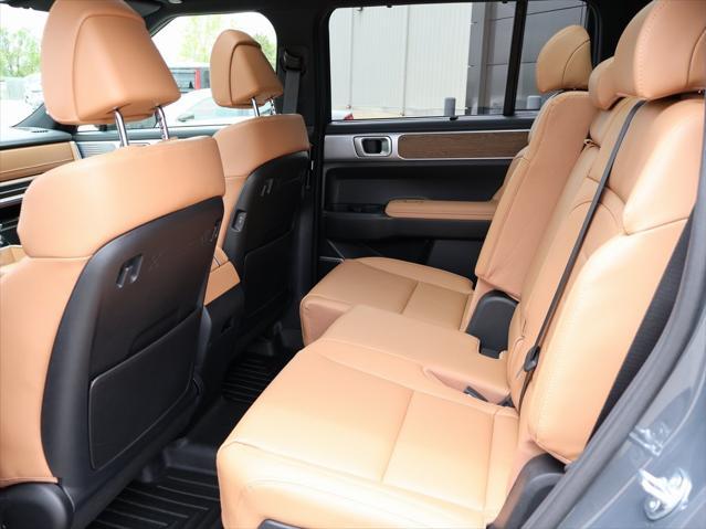 used 2025 Hyundai Santa Fe car, priced at $40,999