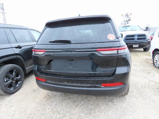 new 2025 Jeep Grand Cherokee car, priced at $46,680