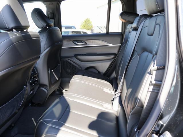 new 2025 Jeep Grand Cherokee car, priced at $45,530