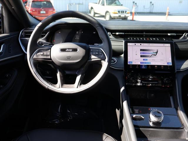 new 2025 Jeep Grand Cherokee car, priced at $45,530