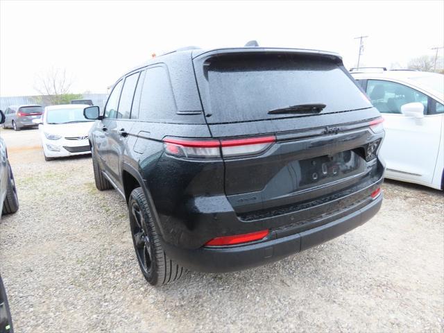new 2025 Jeep Grand Cherokee car, priced at $46,680