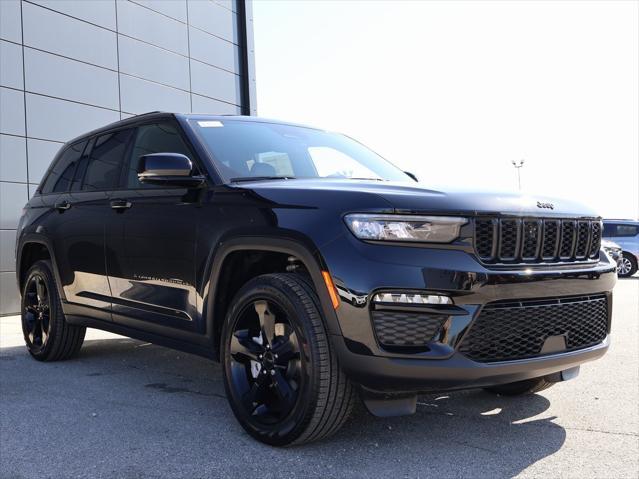 new 2025 Jeep Grand Cherokee car, priced at $45,530