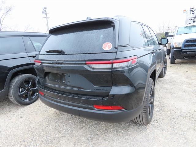 new 2025 Jeep Grand Cherokee car, priced at $46,680