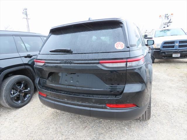 new 2025 Jeep Grand Cherokee car, priced at $46,680