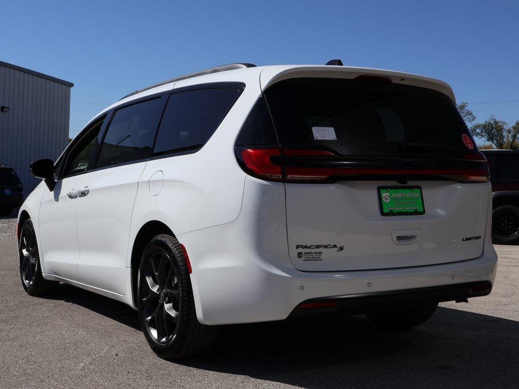 new 2026 Chrysler Pacifica car, priced at $51,410
