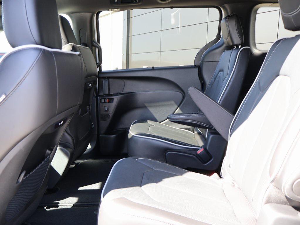 new 2026 Chrysler Pacifica car, priced at $51,410