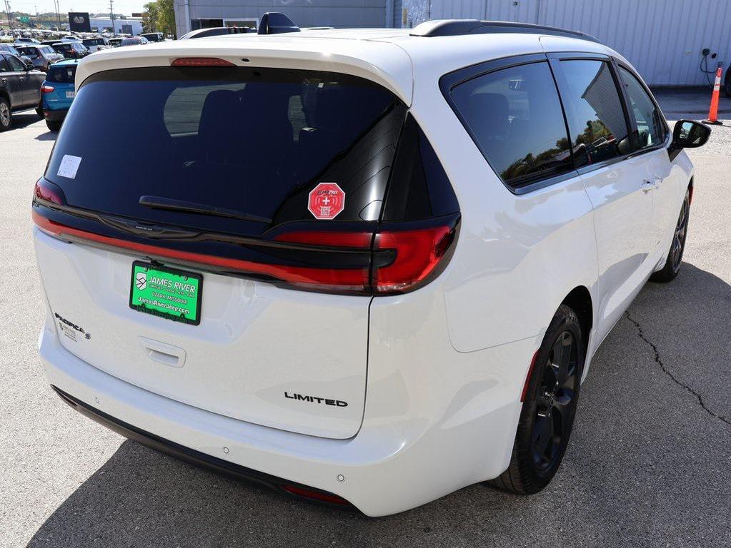 new 2026 Chrysler Pacifica car, priced at $51,410