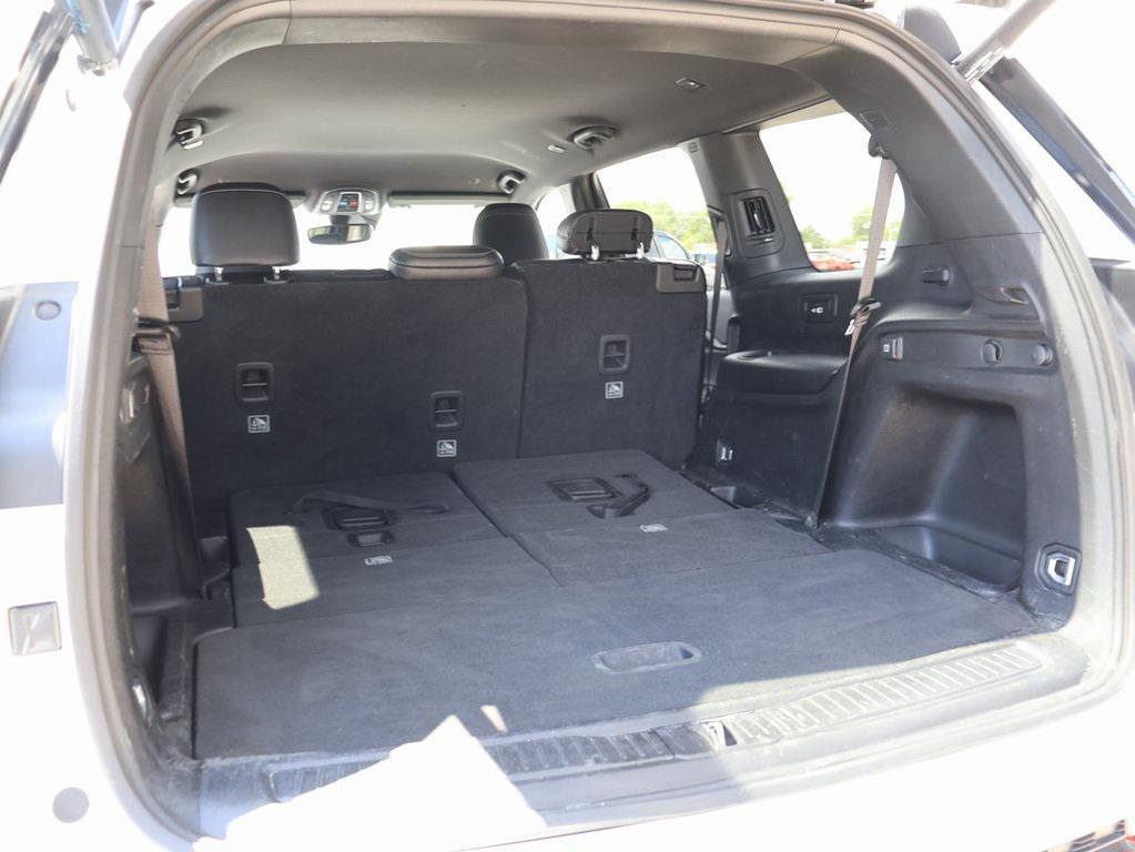 used 2023 Jeep Grand Cherokee L car, priced at $26,999